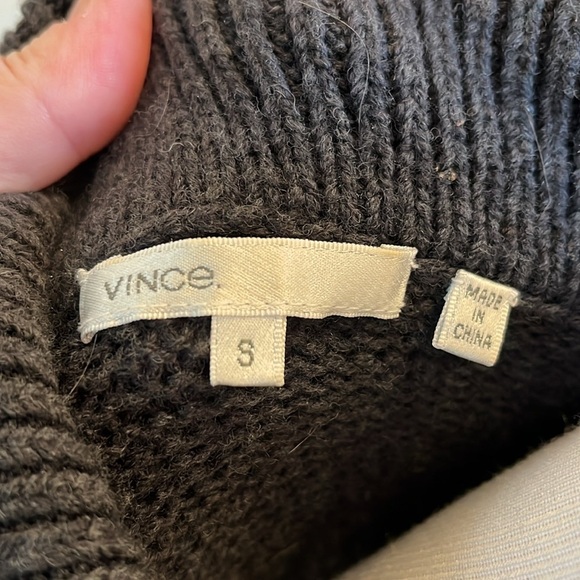 VINCE wool/angora sweater - Picture 9 of 10